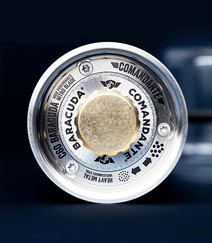 Detalle molinillo c60 comandante baracuda